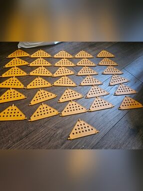 K'NEX Orange Triangle Panels 5-1/8" Plate Medium Vintage K'NEX Lot of 31 used